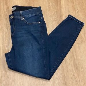 Torrid Bombshell Skinny Premium Stretch High Waist Jeans Sz 18 R